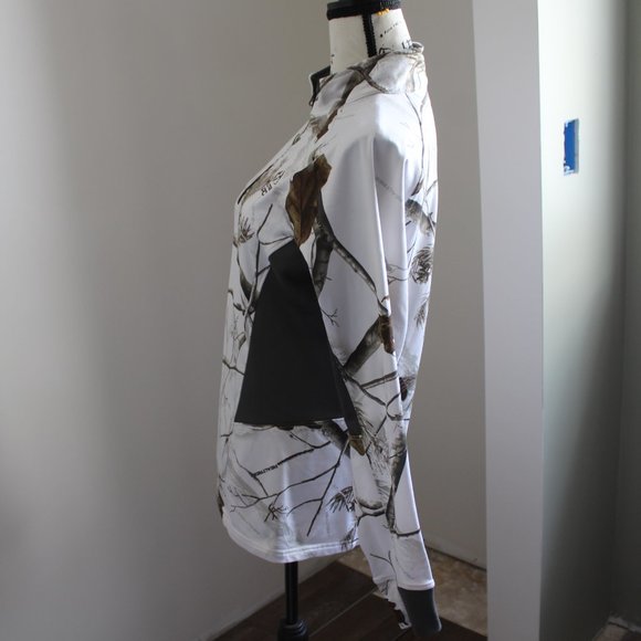 Realtree Men's 1/3 Zip Shirt - White / Medium - Picture 6 of 11